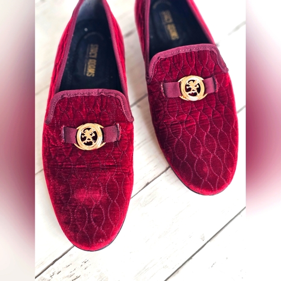 Stacy Adam's Mens Valet Slip On Burgundy Velvet Velour Loafers Shoes Gold Detail - Picture 5 of 14